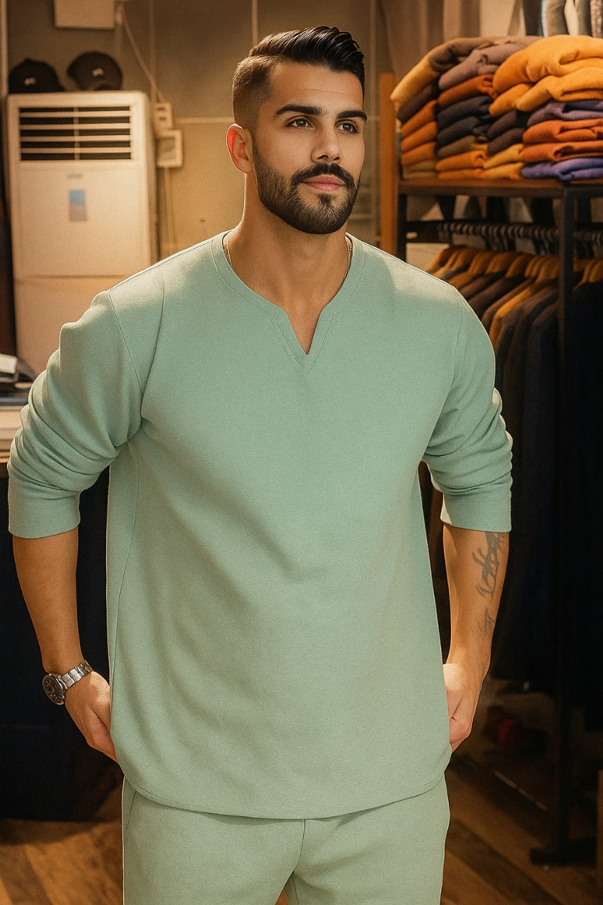 LI-46  NEW WINTER V-NECK TRACKSUIT