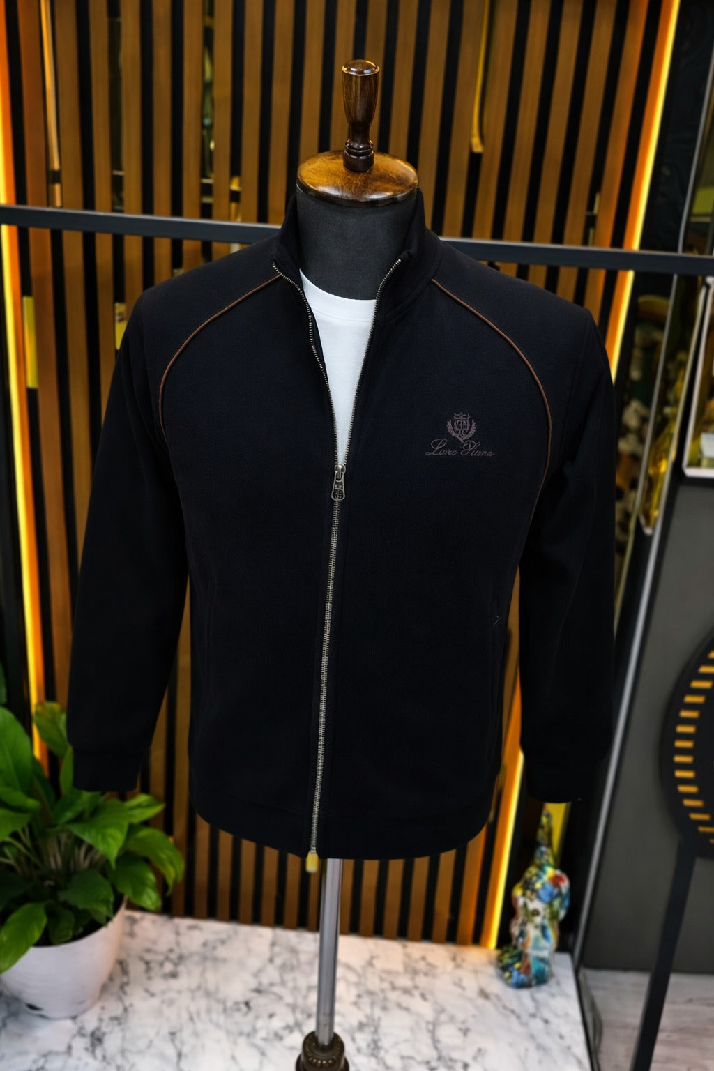 Men’s Premium Two-Piece Tracksuit – Luxury Athletic Style- (W-15)